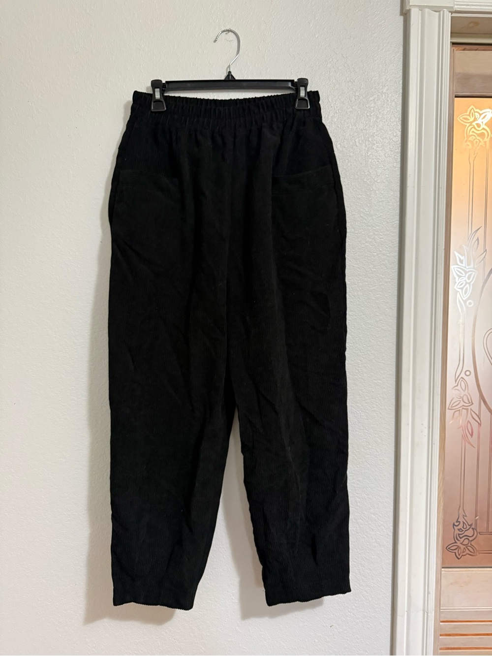 Zenana Outfitters Black Corduroy Elastic-Waist Trousers